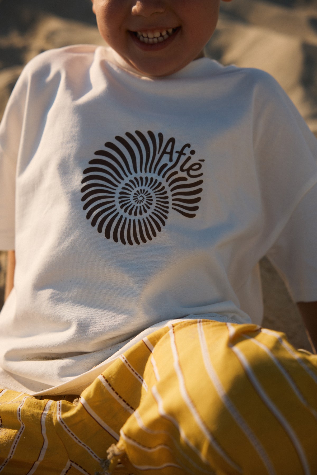 SHELLY TEE | ecru
